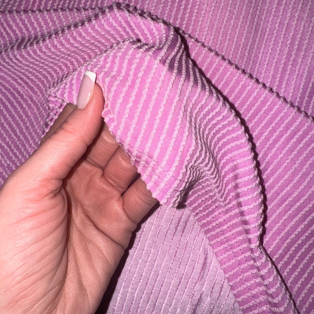 Pink matching lounge set - Picture 6 of 7